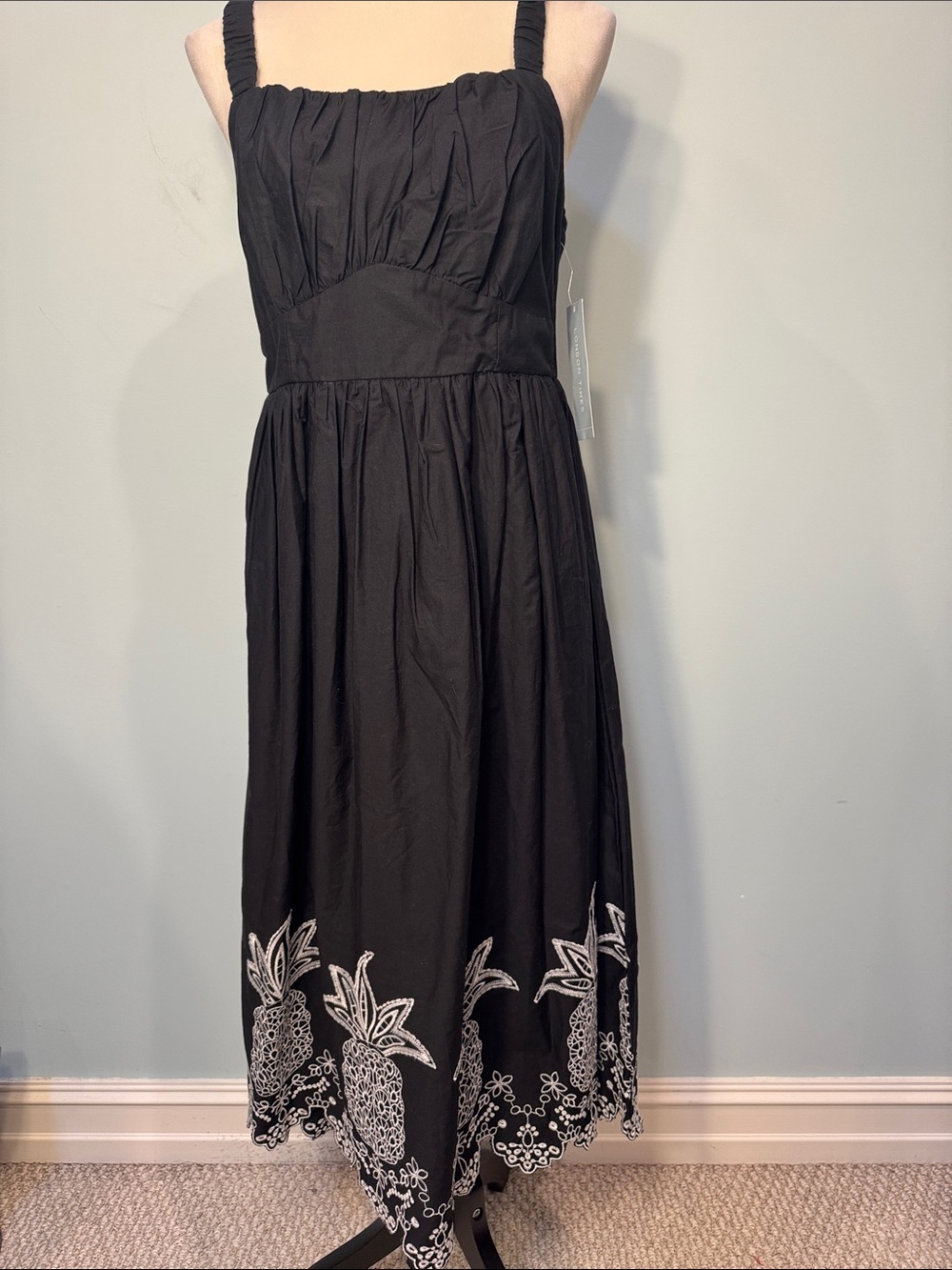 London Times NWT Black Cotton Embroidered Pineapple Midi Dress Size M